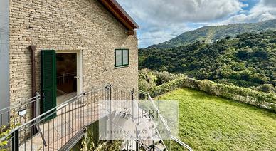 Trilocale vista mare in collina