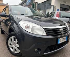 Dacia Sandero 1.4 8V GPL LAUREATE