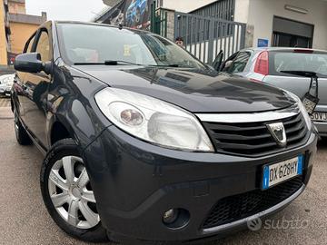Dacia Sandero 1.4 8V GPL LAUREATE