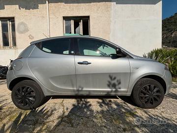 Ypsilon 3 serie 