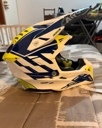Airoh aviator 3 rampage blue gloss