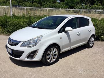 Opel Corsa 1.2 85CV 5 porte GPL-TECH Club