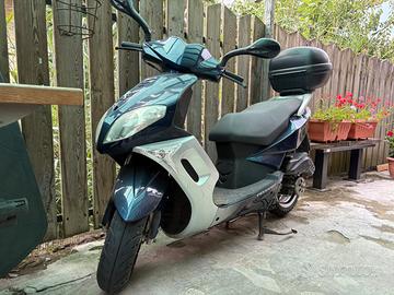 Scooter Peugeot sumup 125 (NON FUNZIONANTE)