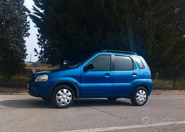 Suzuki  1,3  16v  benz.  5porte  unipro'