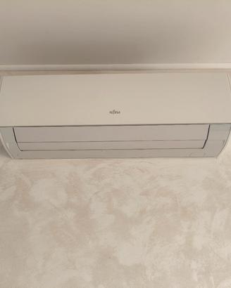 Fujitsu Inverter 9.000 BTU - Climatizzatore