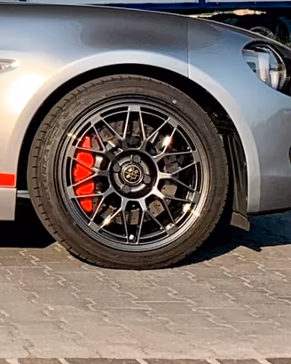 Fondmetal 9 EVO 17"x7,5 attacco 4x100