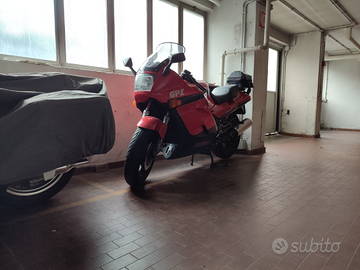 Posto moto via Giulia alta (centro commerciale)