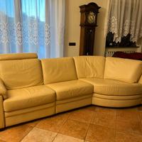 Divano angolare in pelle con funzione relax