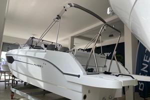 Flyer 8 Sundeck