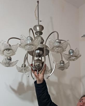 lampadario antico di cristallo