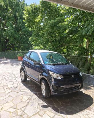 Micro Car Axiam 