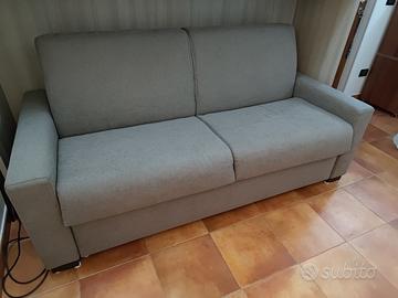divano letto matrimoniale