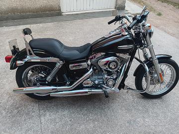 Harley Davidson dyna super glide