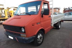 IVECO DAILY 35F8 CASSONE FISSO
