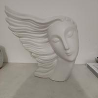 oggetto d'arredo in ceramica 