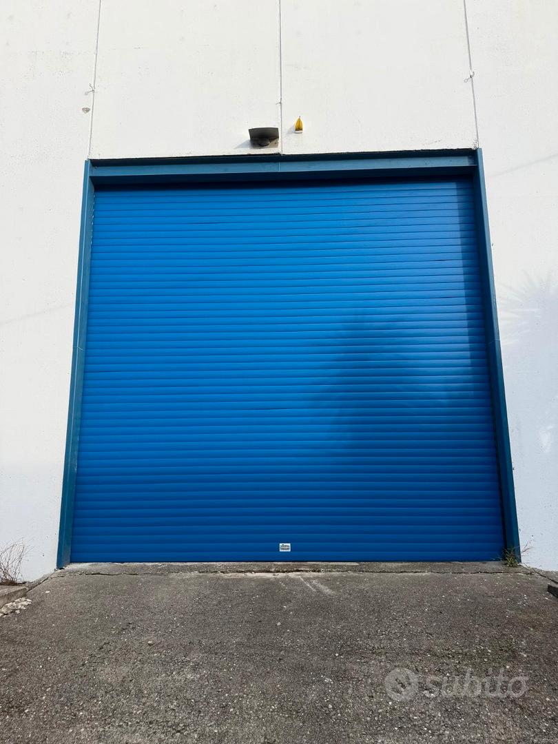 Disponibile capannone artigianale/industriale