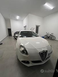 Alfa Romeo Giulietta 2011 1.6 105CV