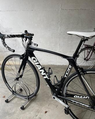 Bici da corsa in carbonio GIANT TCR