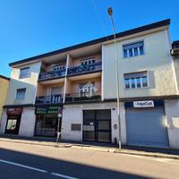 2 LOCALI A PARABIAGO