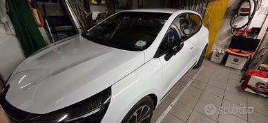 Renault clio techno giugno 2024