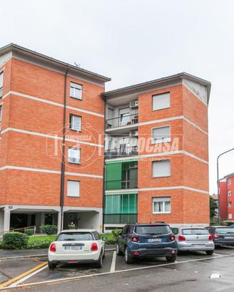 Appartamento a Milano Via Val Lagarina 3 locali