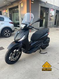 Piaggio Beverly 400 DEEP BLACK