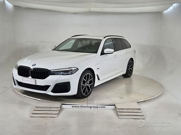 BMW Serie 5 G31 2020 Touring LCI B 530e Touri...