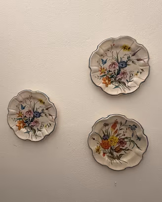 Tris piatti decorativi da parete vintage