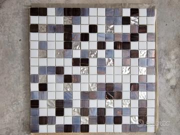 Mosaico in ceramica su rete-8 pannelli (31.5 lato)