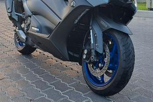 Tmax  560