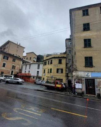Immobile in asta di 207 m² con 5 locali a Genova