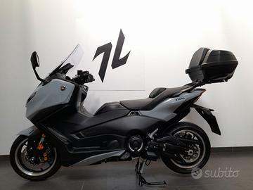Yamaha TMAX 560 TECH MAX '25