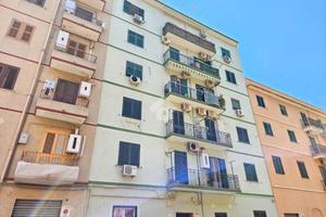 2 LOCALI A TARANTO