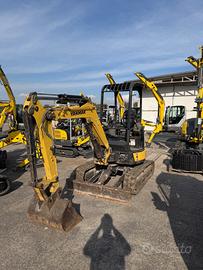 MINIESCAVATORE YANMAR VIO17