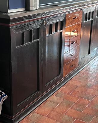 Credenza conninserti radica