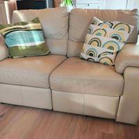 Divano in pelle con relax elettrico