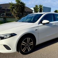 Mercedes-benz A 250 e Automatic EQ-Power Business