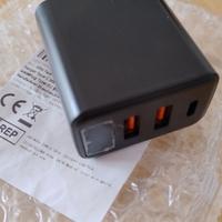 CARICABATTERIA universale con display digitale