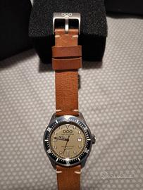 Orologio marca Out of Order