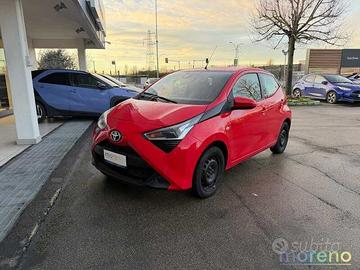 Toyota Aygo 1.0 72 CV x-play