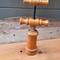 tiratappi per bottiglie 