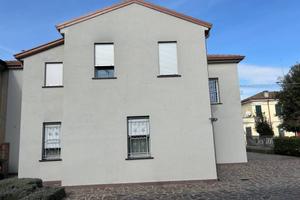 Villa di 450 m² con più di 5 locali e box auto dop