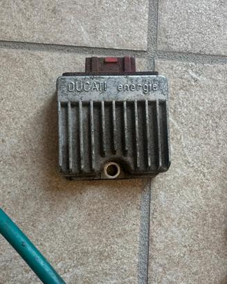regolatore di tensione ducati