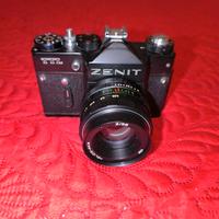 macchina fotografica zenith ttl