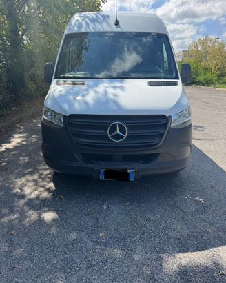 Mercedes benz sprinter 316