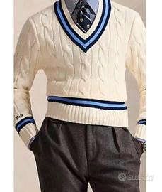 Maglione con scollo a V