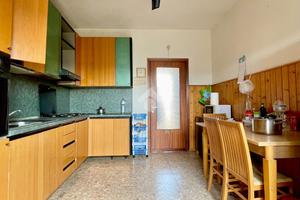 4 LOCALI A SELVAZZANO DENTRO