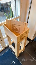 Tavolo di servizio per vino