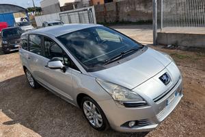 Peugeot 5008 1.6 HDi 112CV Premium