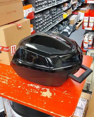 BAULETTO NERO SH 125 150 350 SMART USATO